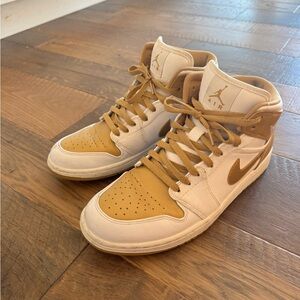 Nike Jordan High men’s shoes- size 9.5